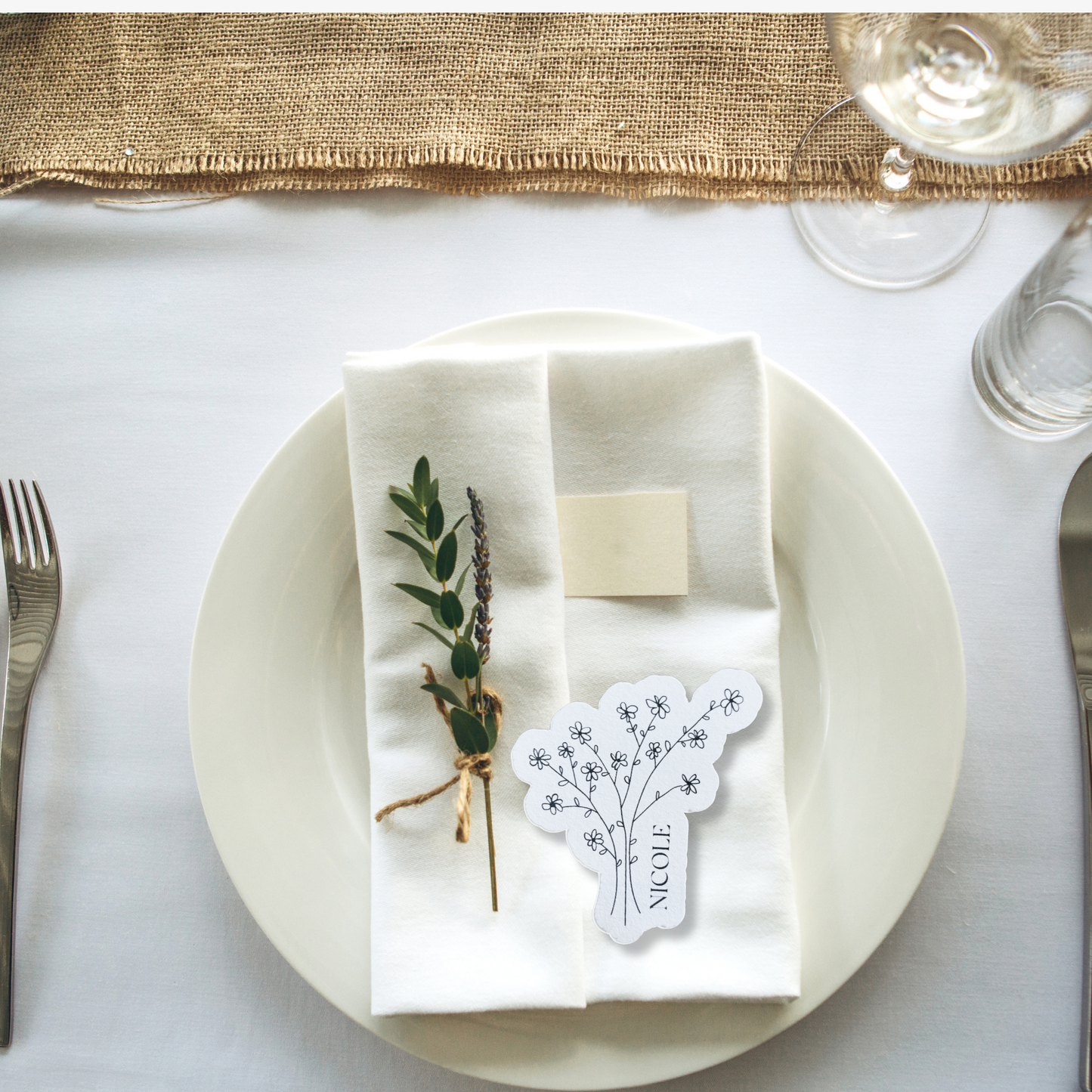 Daisy Cardstock Place Settings