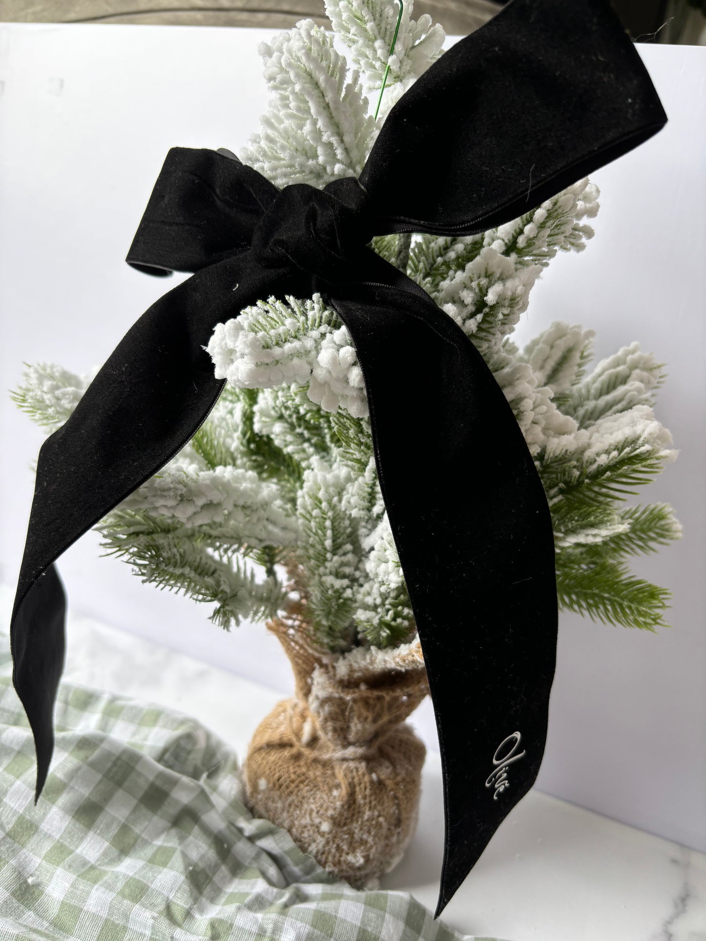 Velvet Bow Christmas Tree Ornament